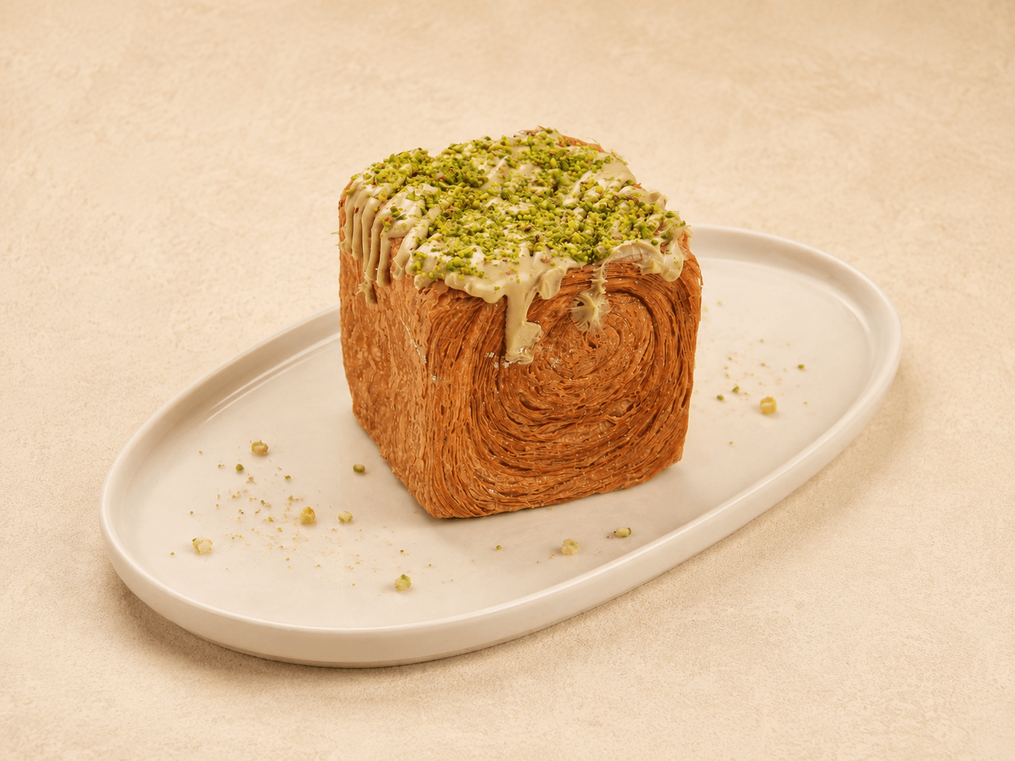 Fıstık Kremalı Küp Kruvasan